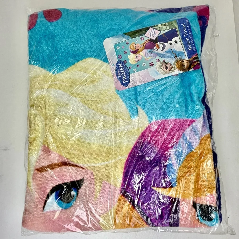 Disney Frozen Beach Towel Elsa Anna Olaf Cotton 28x58 Kids Bath Pool NEW